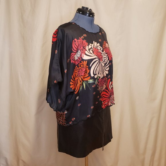 Johnny Was Silk Shirt, Size Large - Picture 8 of 9